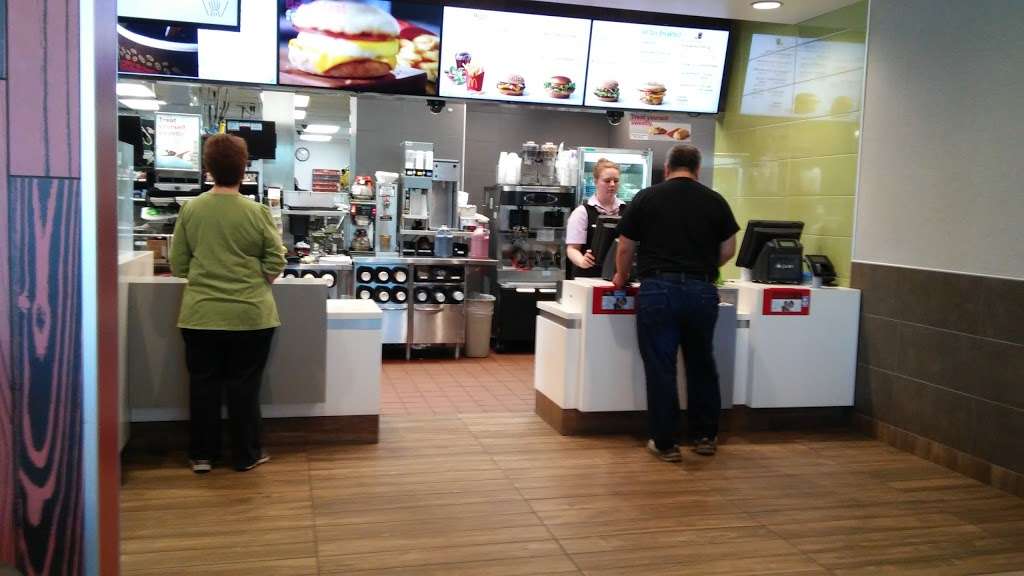 McDonalds | 1200 League Line Rd, Conroe, TX 77303, USA | Phone: (936) 856-7716