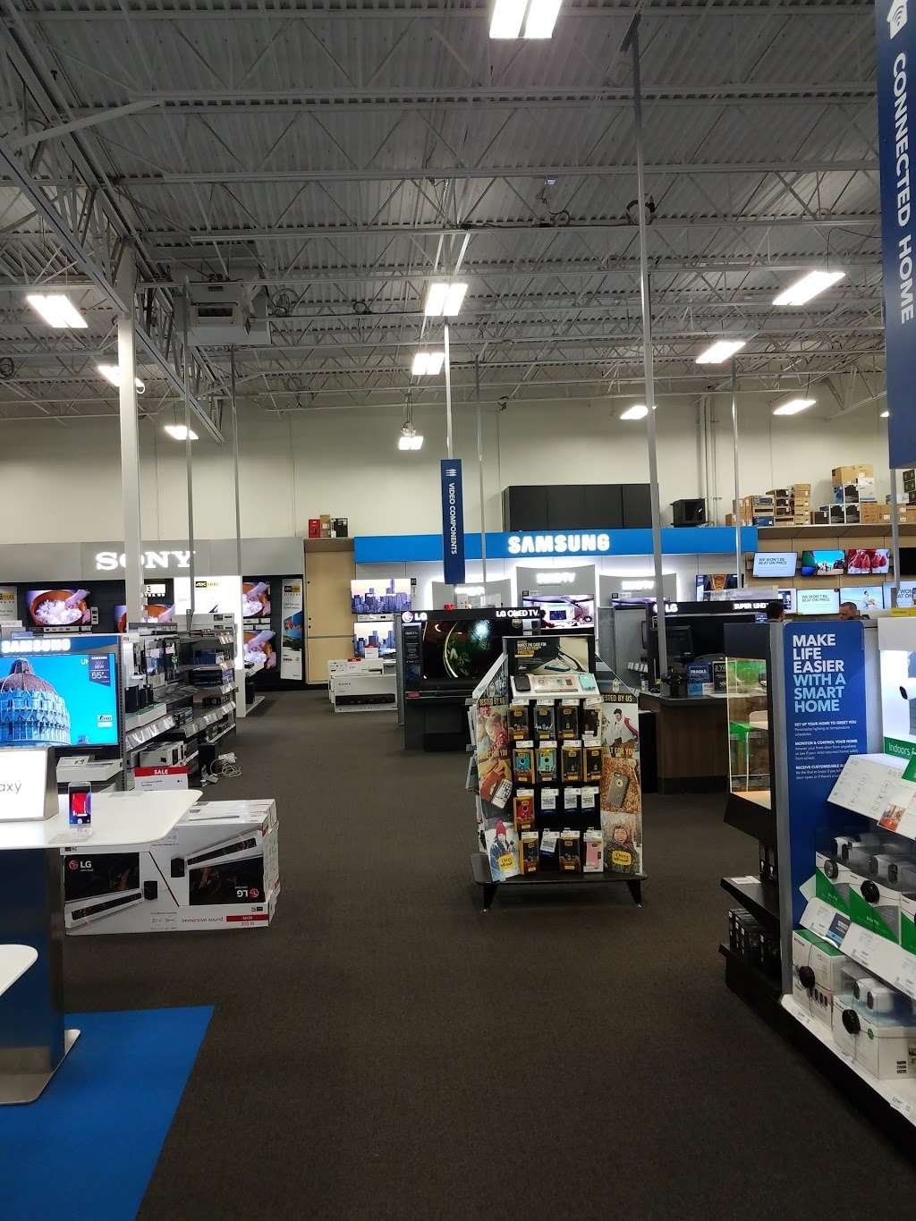 Best Buy | 2 International Dr, Danbury, CT 06810, USA | Phone: (203) 798-9699