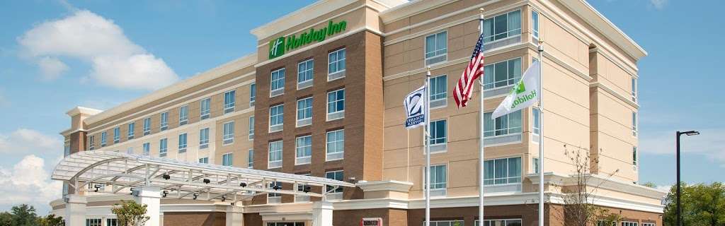 Holiday Inn Indianapolis Airport | 8555 Stansted Dr, Indianapolis, IN 46241, USA | Phone: (317) 856-6200