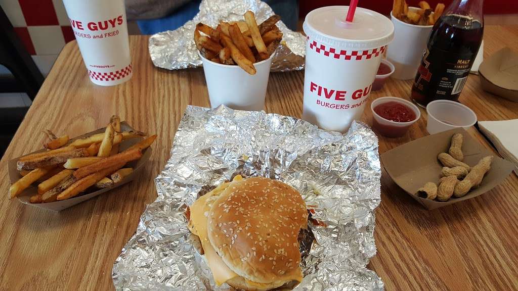 Five Guys | 1114 U.S. 9, Old Bridge, NJ 08857, USA | Phone: (732) 707-4500