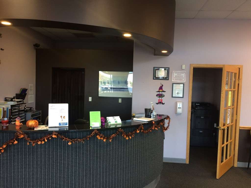 Ashton Dental | 1137 N Eola Rd #105, Aurora, IL 60502 | Phone: (630) 898-2688