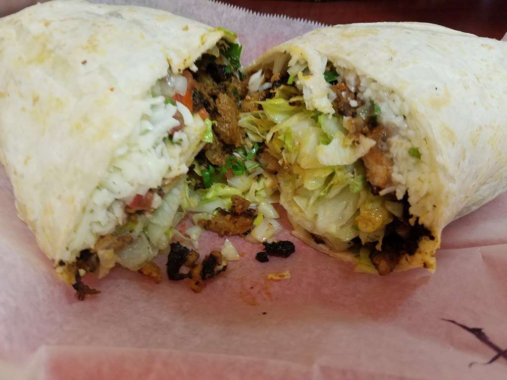 Los Burritos Ricos | 580 Brook Forest Ave, Shorewood, IL 60404, USA | Phone: (815) 773-0090