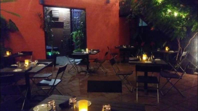 La Encantada Restaurant | 3437 W North Ave, Chicago, IL 60647, USA | Phone: (773) 489-5026