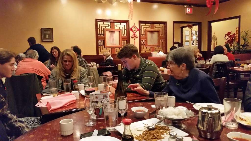 China Chef Restaurant | 160 Lawrenceville Pennington Rd, Trenton, NJ 08648, USA | Phone: (609) 895-1818