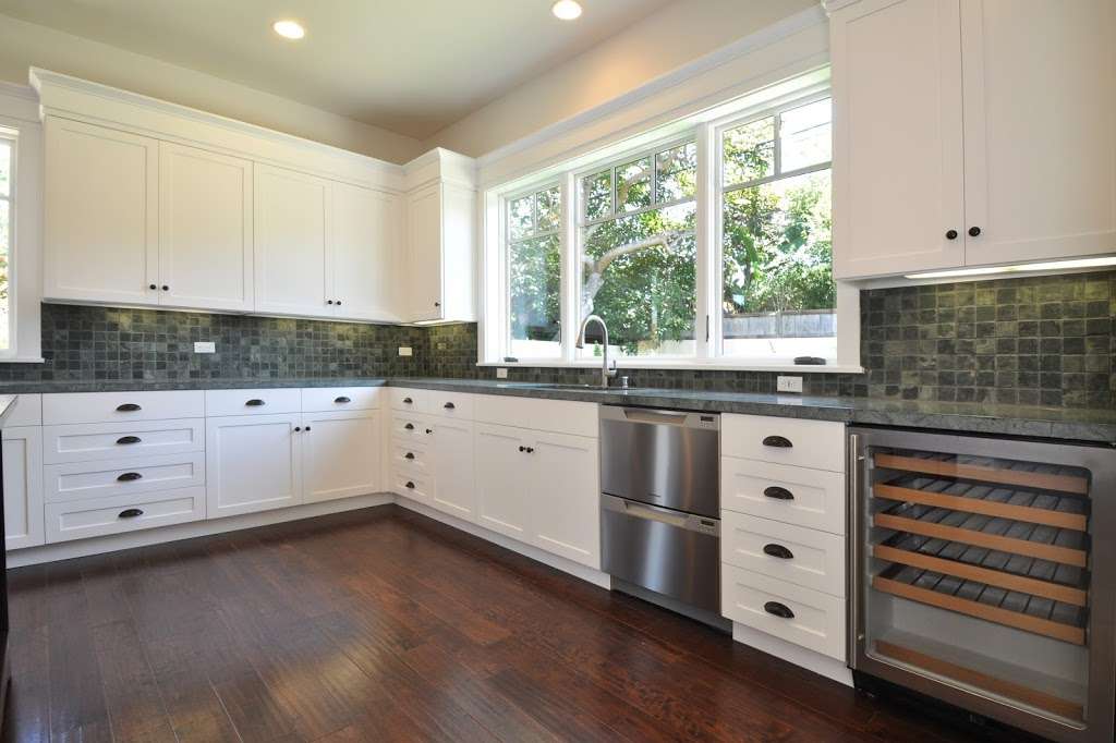 Los Vegas Kitchen Cabinets and Doors | 1518 Rosecrans Ave, Gardena, CA 90249, USA | Phone: (310) 675-7704