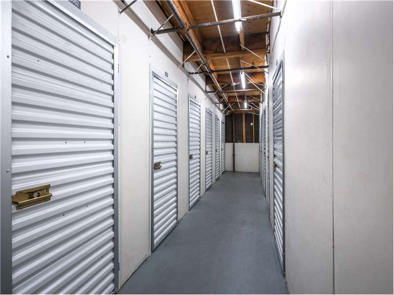 Extra Space Storage | 1560 Frazee Rd, San Diego, CA 92108, USA | Phone: (619) 291-4362