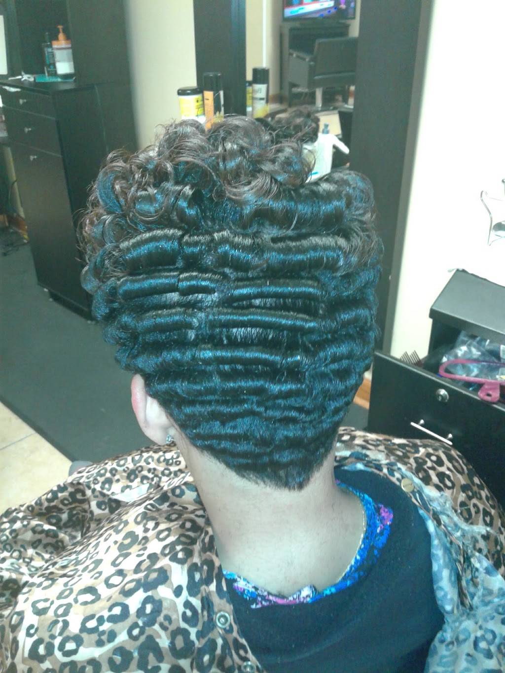 Renew Hair Salon | 75 Sunset Rd, Willingboro, NJ 08046, USA | Phone: (609) 531-2276