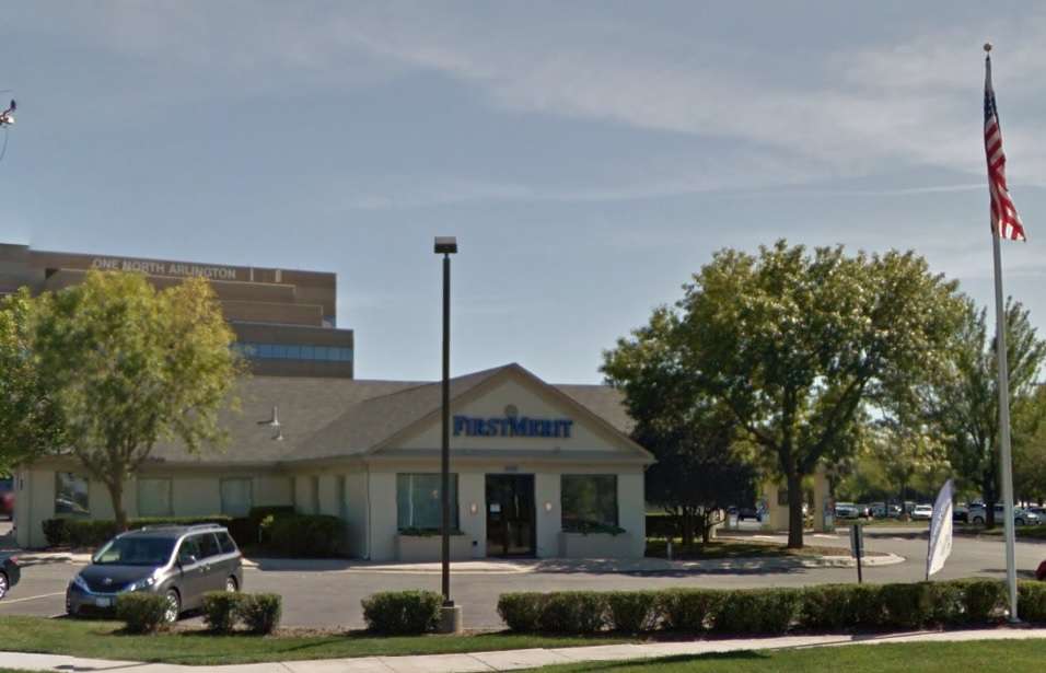 Huntington Bank | 1515 W Dundee Rd, Arlington Heights, IL 60004 | Phone: (847) 342-1515