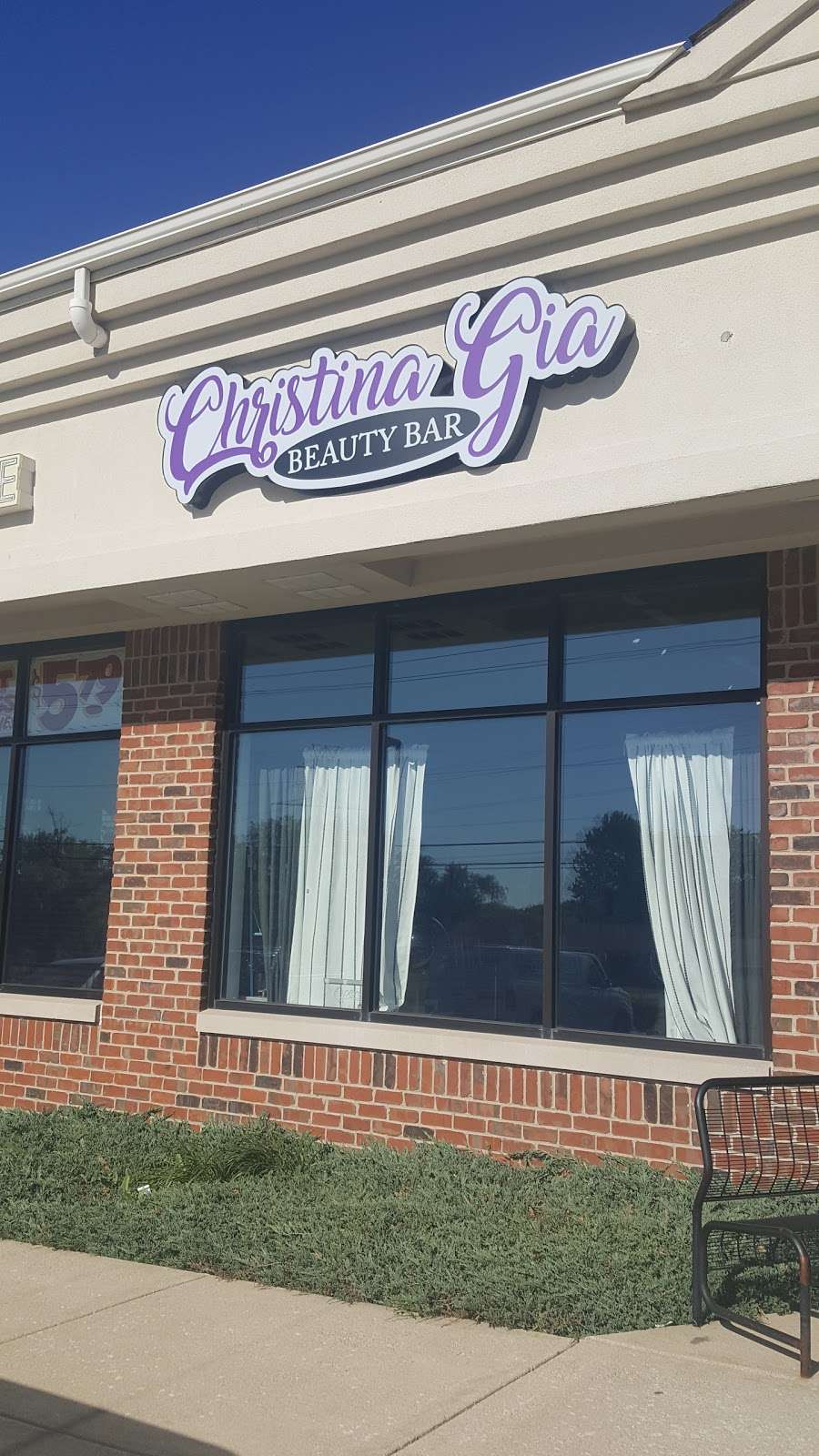 Christina Gia Beauty Bar | 17833 Wolf Rd, Orland Park, IL 60467, USA | Phone: (708) 314-9061