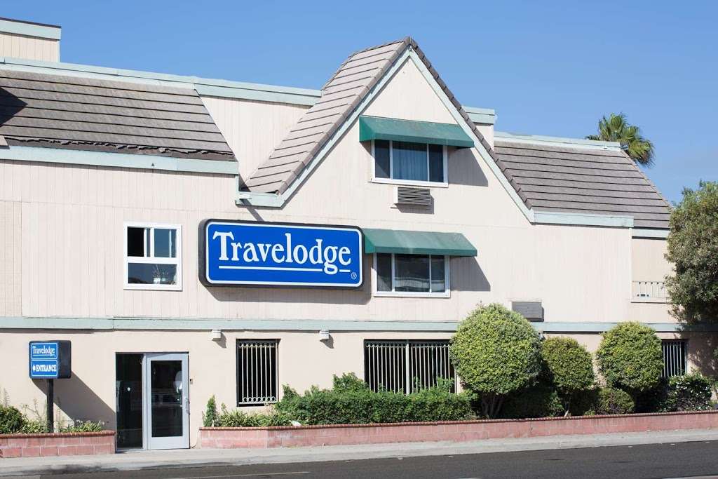 Travelodge Ocean Front | 17205 Pacific Coast Hwy, Sunset Beach, CA 90742, USA | Phone: (714) 840-2431