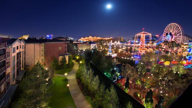 Disneys Grand Californian Hotel & Spa | 1600 Disneyland Dr, Anaheim, CA 92802, USA | Phone: (714) 635-2300