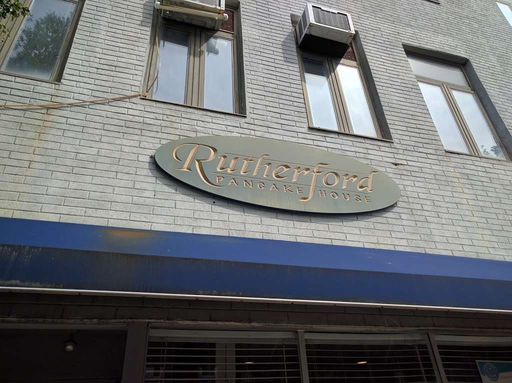 Rutherford Pancake House | 40 Park Ave, Rutherford, NJ 07070, USA | Phone: (201) 340-4171