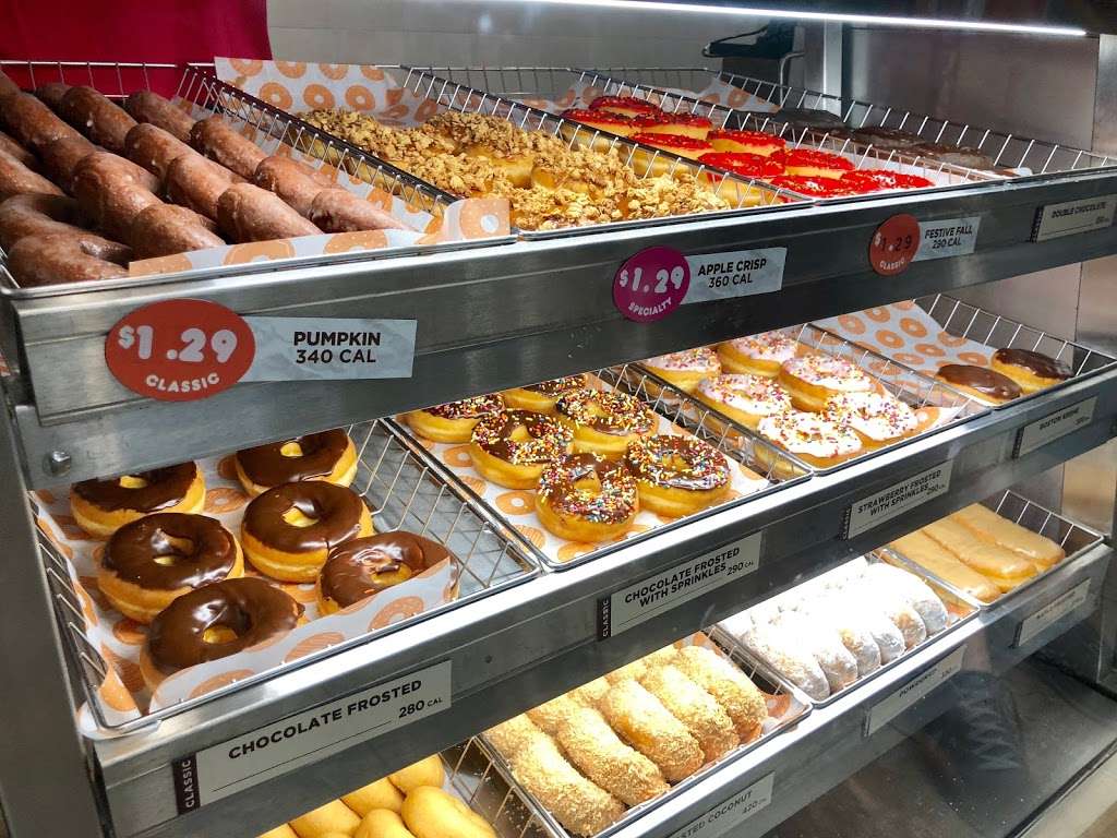 Dunkin Donuts | 1428 S Azusa Ave, West Covina, CA 91791 | Phone: (626) 727-6272