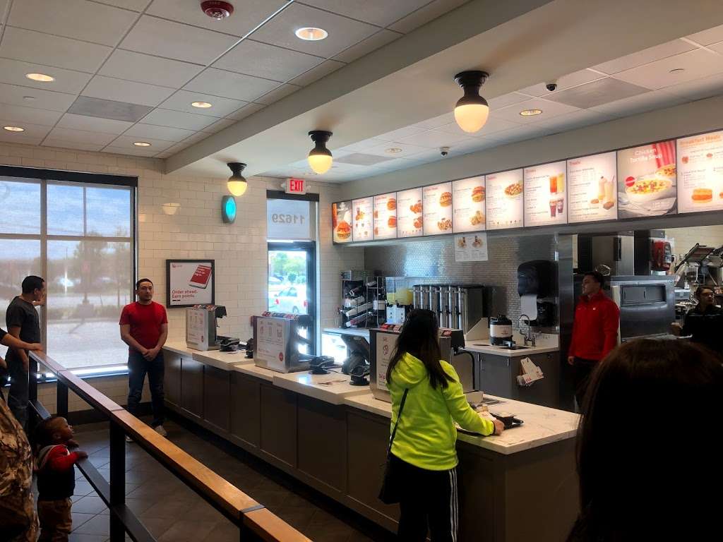 Chick-fil-A | 11629 Shadow Creek Pkwy Kirby Dr and, McHard Rd, Pearland, TX 77584, USA | Phone: (713) 340-1190