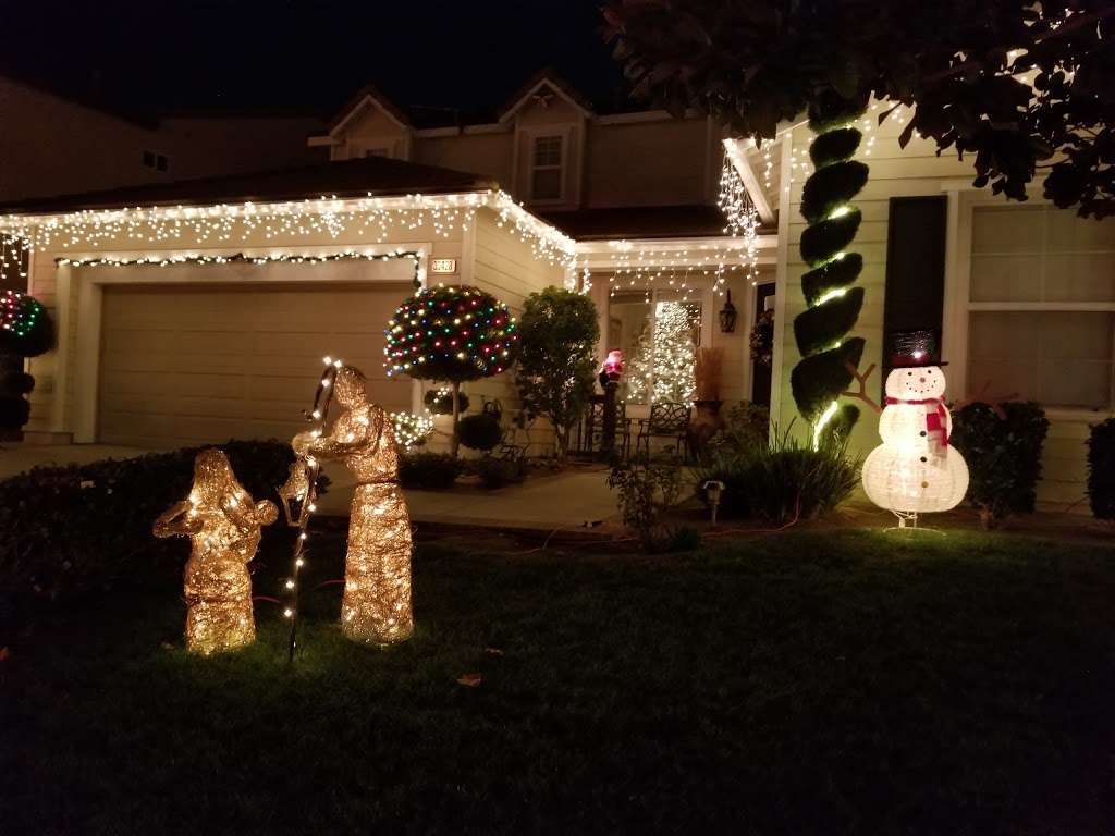 Yucaipa Christmas At Manning Street | 33375 Manning St, Yucaipa, CA 92399, USA