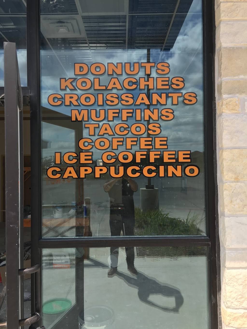 Super Donuts | 2451 FM1103 #145, Cibolo, TX 78108 | Phone: (210) 468-2111