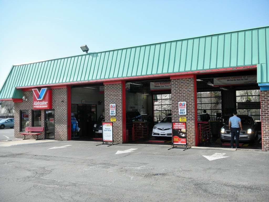 Valvoline Instant Oil Change | 21680 Thomas Jefferson Dr, Sterling, VA 20164 | Phone: (703) 430-8301