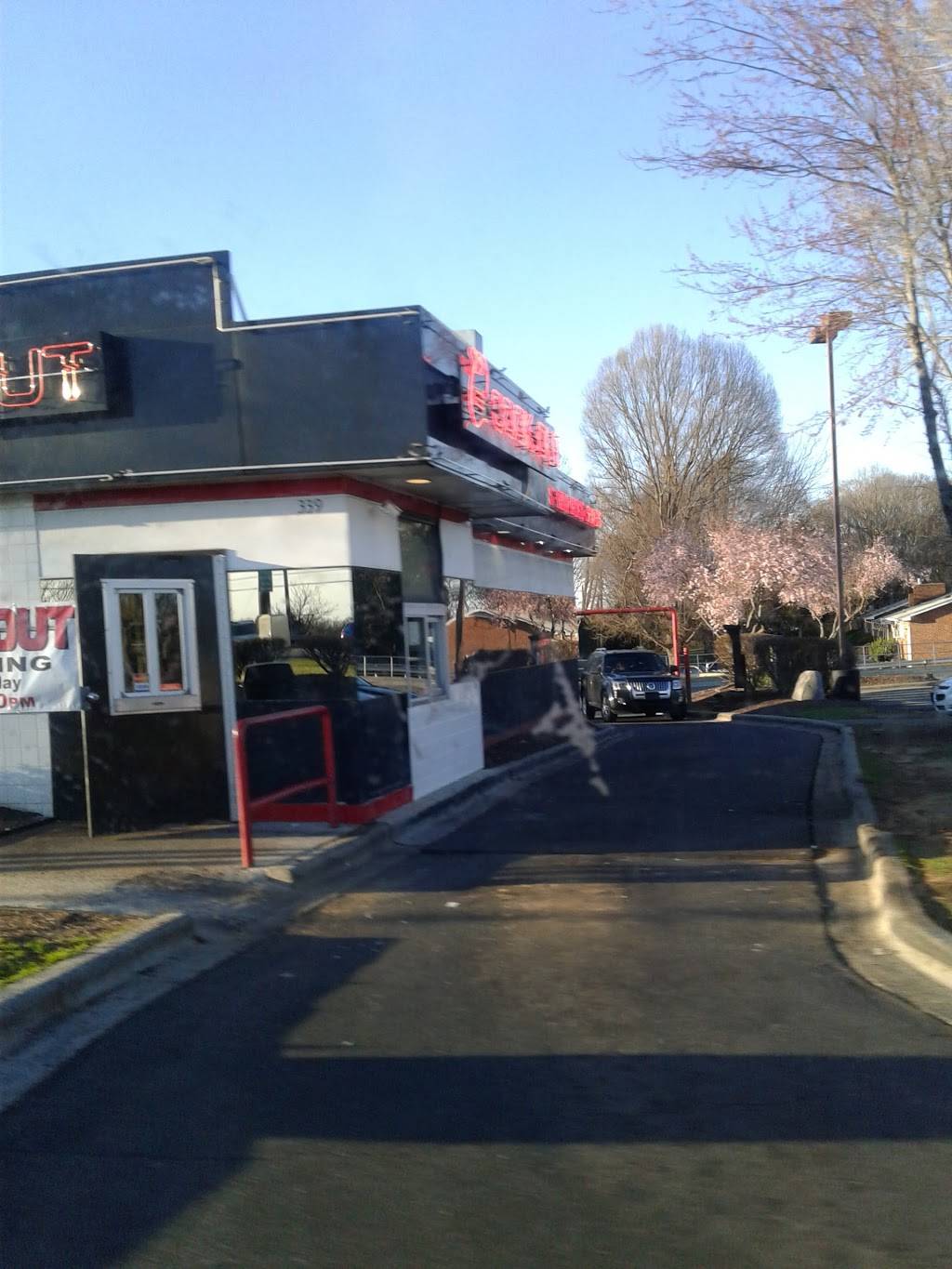 Cook Out | 339 Akron Dr, Winston-Salem, NC 27105, USA | Phone: (866) 547-0011