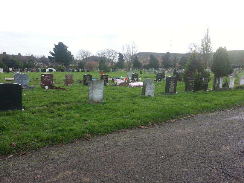 Merton & Sutton Joint Cemetery | Garth Rd, Morden SM4 4NW, UK | Phone: 020 8545 3666