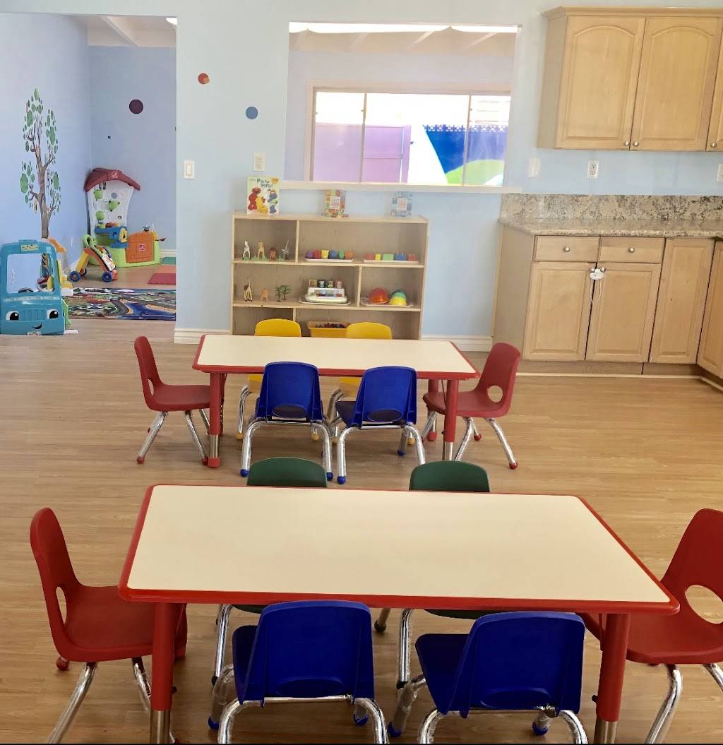 Apple Tree Preschool and Kindergarten | 2211 W Woodley Ave, Anaheim, CA 92801, USA | Phone: (714) 772-1005