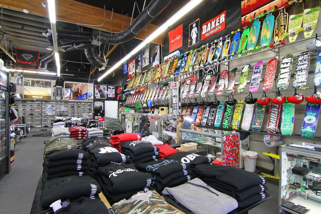 Defy Boardshop | 451 Magnolia Ave, Corona, CA 92879, USA | Phone: (951) 371-2707