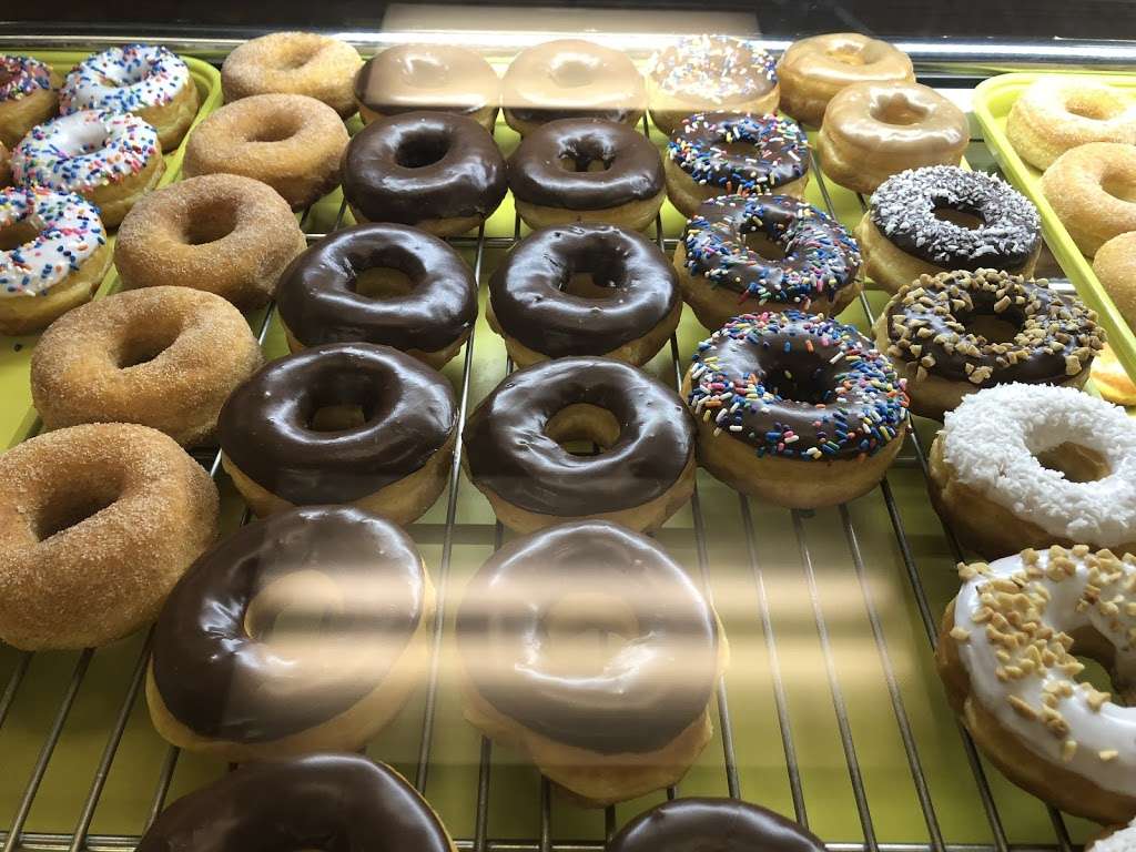 Serena Donuts | 13018 Woodforest Blvd Ste R, Houston, TX 77015, USA | Phone: (713) 497-5557