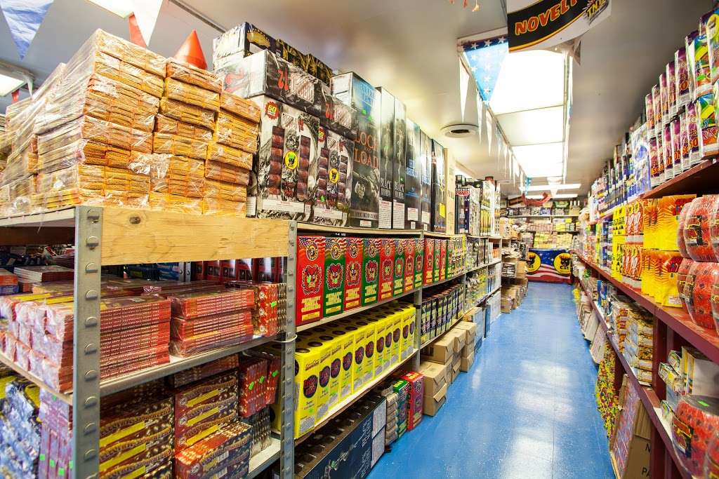 Uncle Sam Fireworks | 14 Gostlin St, Hammond, IN 46327 | Phone: (219) 931-5600