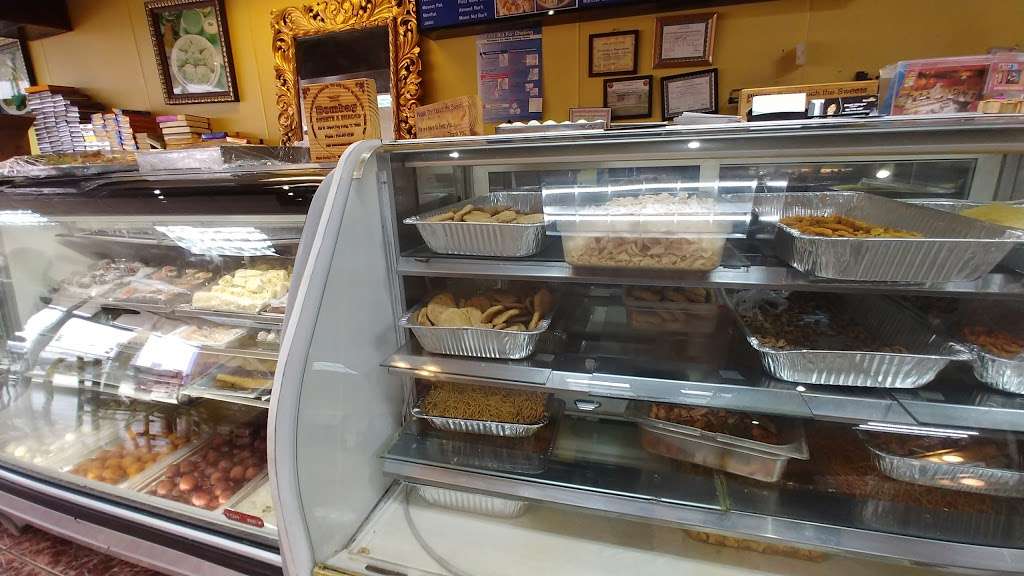 Bombay Sweets & Snacks | 934 W Airport Fwy, Irving, TX 75062, USA | Phone: (214) 441-2125