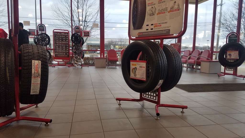 Discount Tire | 1145 Bloomingdale Rd, Glendale Heights, IL 60139, USA | Phone: (630) 784-8477