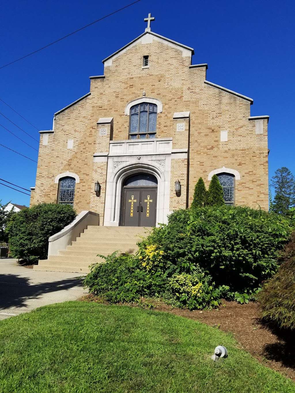 Holy Cross Catholic Church | 17 Van Duyne Ave, Wayne, NJ 07470, USA | Phone: (973) 694-4585