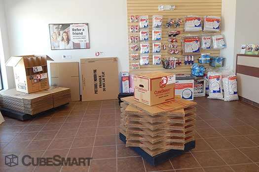 CubeSmart Self Storage | 95 Industrial Rd, Cumberland, RI 02864, USA | Phone: (401) 335-4404