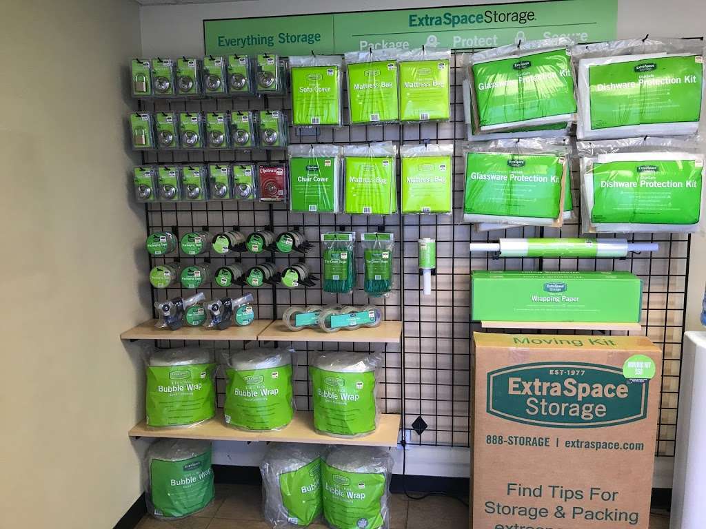Extra Space Storage | 17925 Valley Blvd, La Puente, CA 91744, USA | Phone: (626) 964-3311 Extra Space Storage | 17925 Valley Blvd, La Puente, CA 91744, USA | Phone: (626) 964-3311