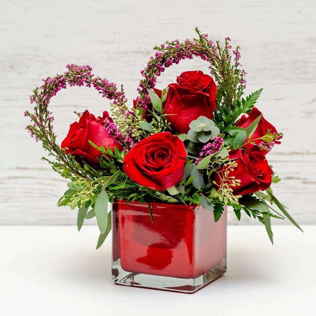 Foisters Flowers & Gifts | 6250 W Kilgore Ave, Muncie, IN 47304, USA | Phone: (765) 282-7061