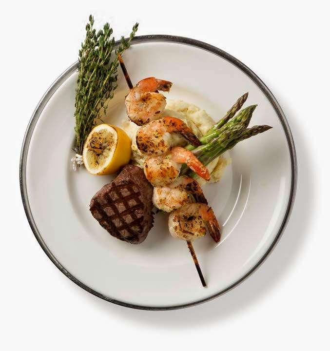 Houlihans | 2820 W 53rd St #123, Fairway, KS 66205, USA | Phone: (913) 789-0808