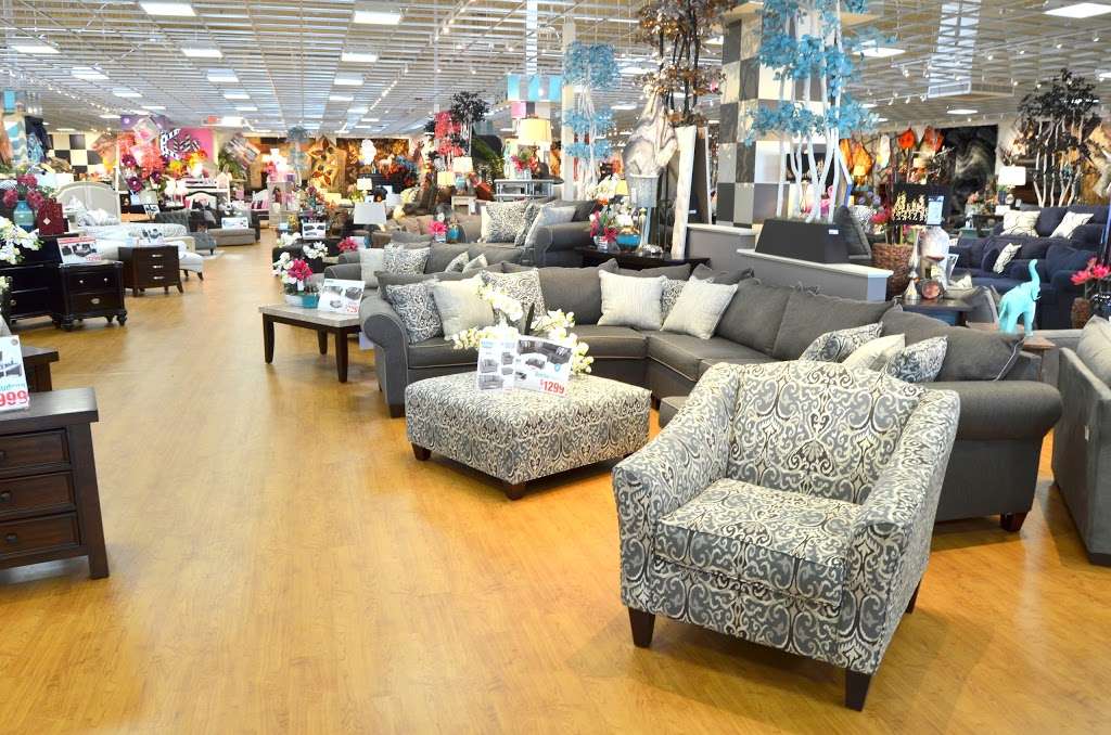 Bob’s Discount Furniture and Mattress Store | 545 S, IL-59, Aurora, IL 60504, USA | Phone: (331) 256-9270