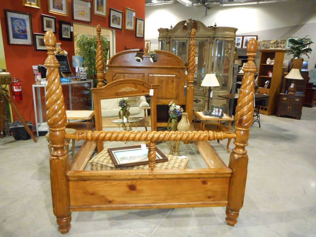 Home Consignment Center - San Antonio | 17603 La Cantera Pkwy #130, San Antonio, TX 78257, USA | Phone: (210) 558-3968