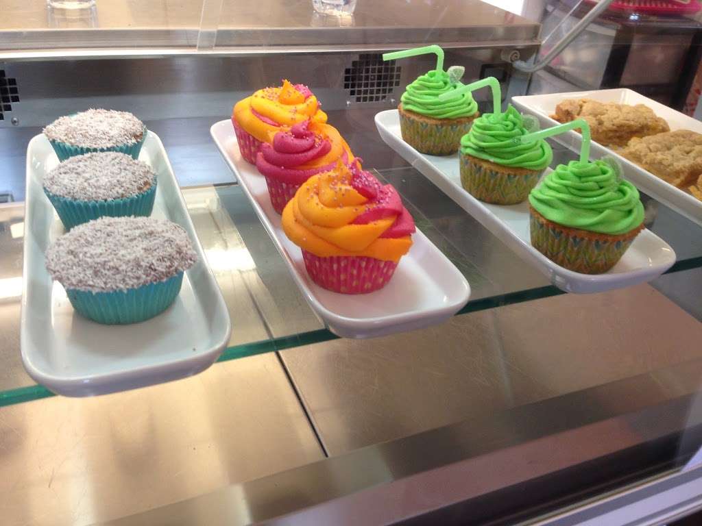 Heavenly Treats Tea Room | Unit 6, Heath View, Pond Ln, Hatfield Heath, Bishops Stortford CM22 7AB, UK | Phone: 07477 577318