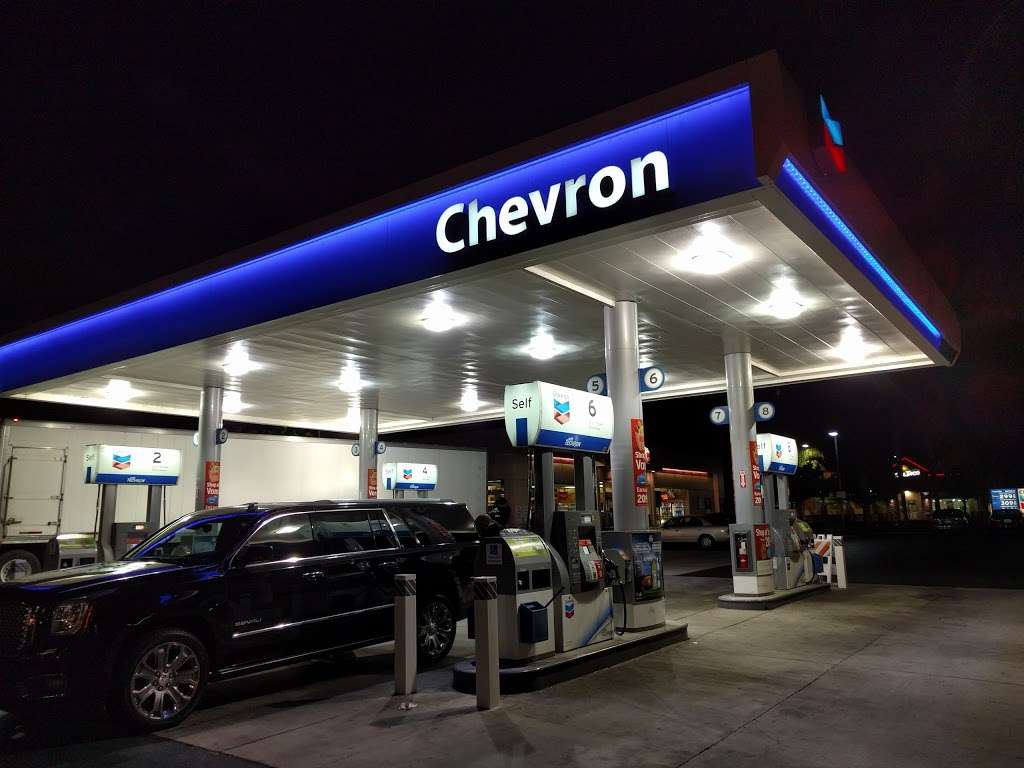 Chevron | 11426 Telegraph Rd, Santa Fe Springs, CA 90670 | Phone: (562) 863-6666