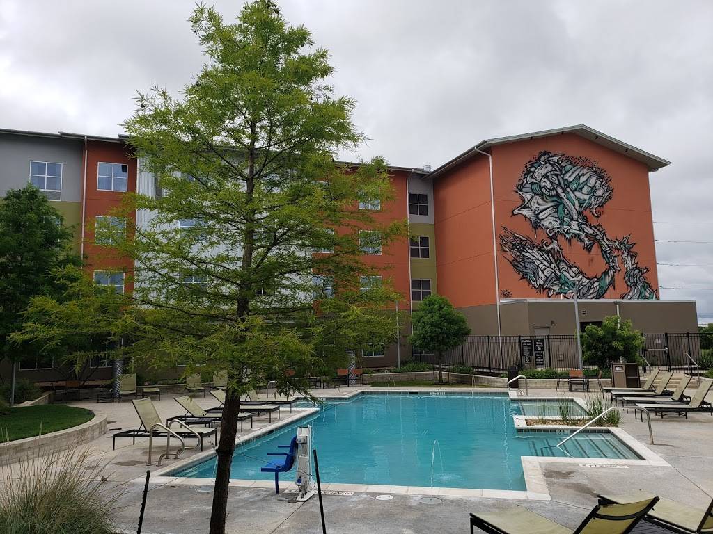 Homewood Suites by Hilton TechRidge Parmer @ I-35 | 13001 Center Lake Dr, Austin, TX 78753, USA | Phone: (512) 989-1100