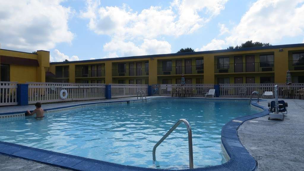 Days Inn by Wyndham Easton | 7018 Ocean Gateway, Easton, MD 21601 | Phone: (410) 822-4600