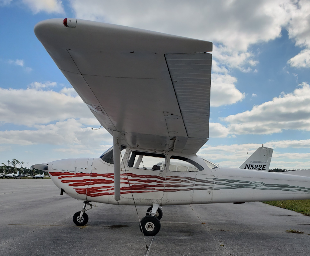 Spectrum Flying Club | 1624 Aviation Center Pkwy, Daytona Beach, FL 32114, USA | Phone: (386) 846-3674
