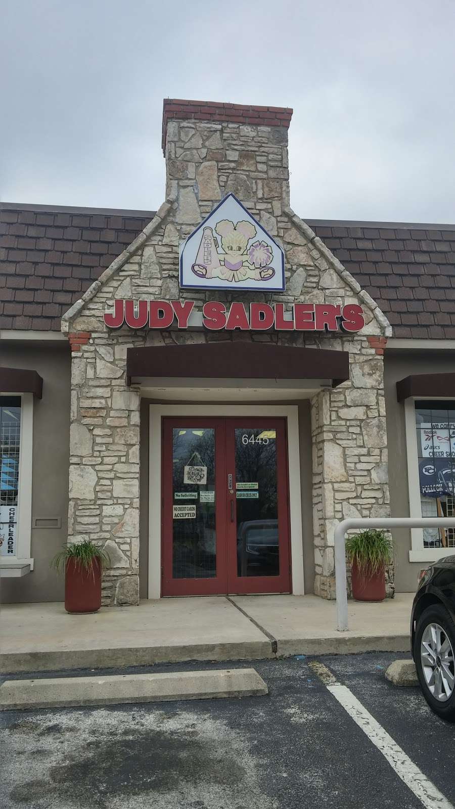 Judy Sadlers Cheerleader Designs | 6445 Blanco Rd, San Antonio, TX 78216, USA | Phone: (210) 491-0901