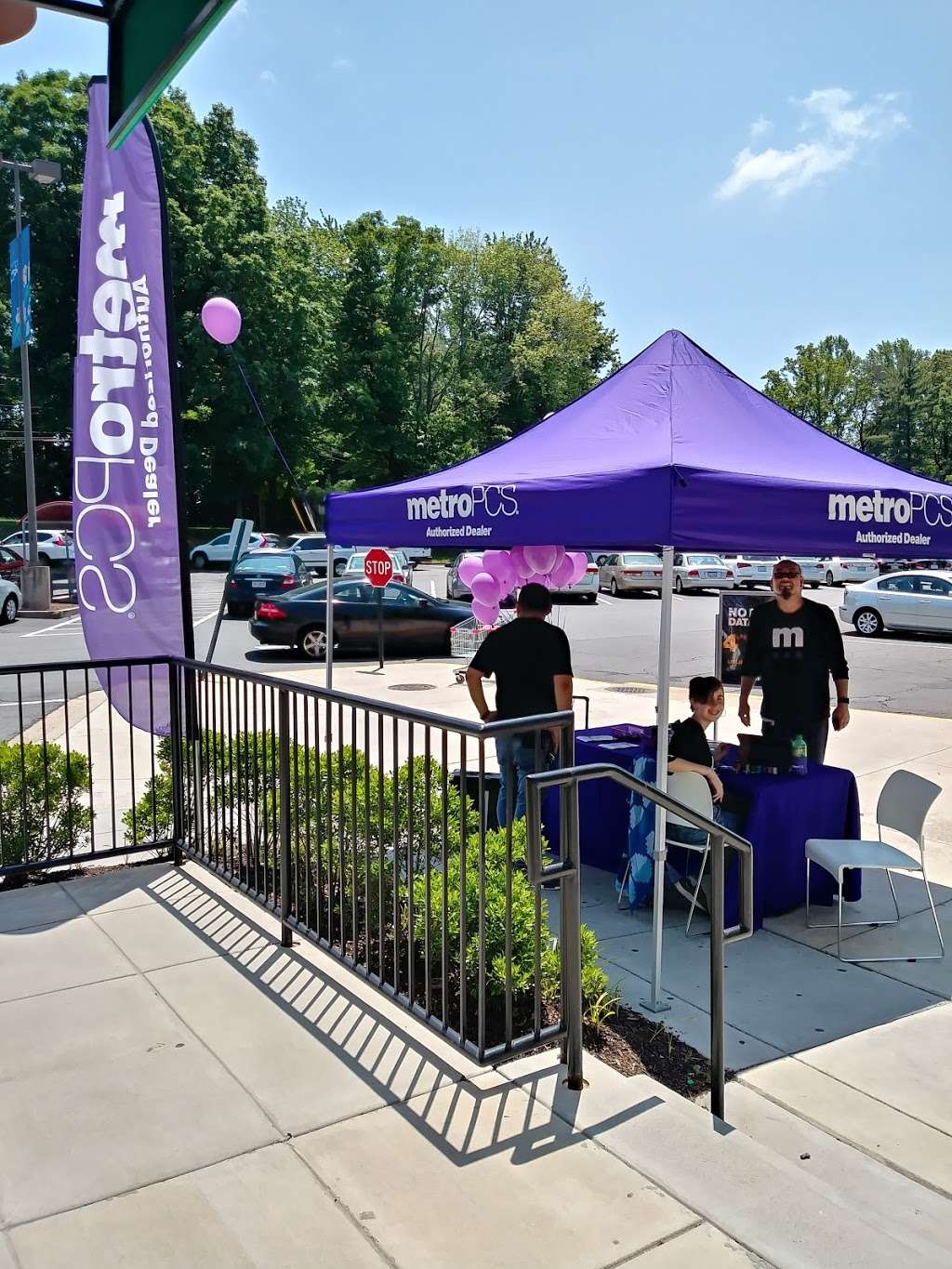 Metro by T-Mobile | 7887 Heritage Dr, Annandale, VA 22003, USA | Phone: (571) 830-6516 Metro by T-Mobile | 7887 Heritage Dr, Annandale, VA 22003, USA | Phone: (571) 830-6516