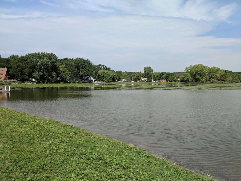 West Shore Beach Mccullom Lake | 5010-5098 W Shore Dr, McHenry, IL 60050, USA