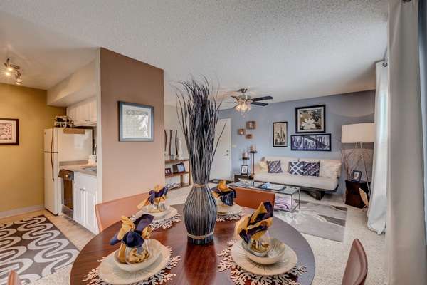 Skyline Apartments | 8849 Pearl St, Thornton, CO 80229, USA | Phone: (303) 650-0012