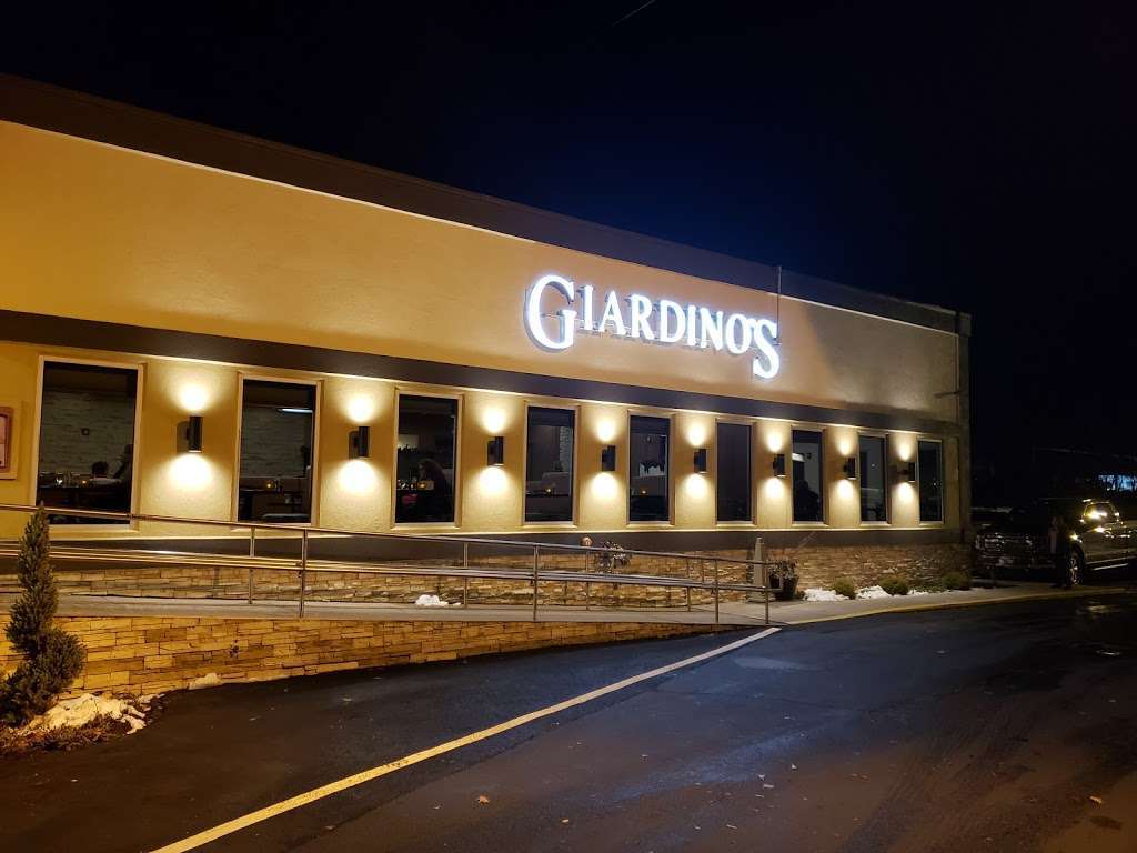 Giardinos Restaurant | 497 Bedford St, Abington, MA 02351, USA | Phone: (781) 878-3888