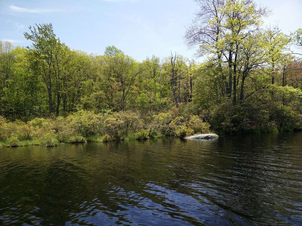 Lake Welch | Lake Welch,, Stony Point, NY 10980, USA