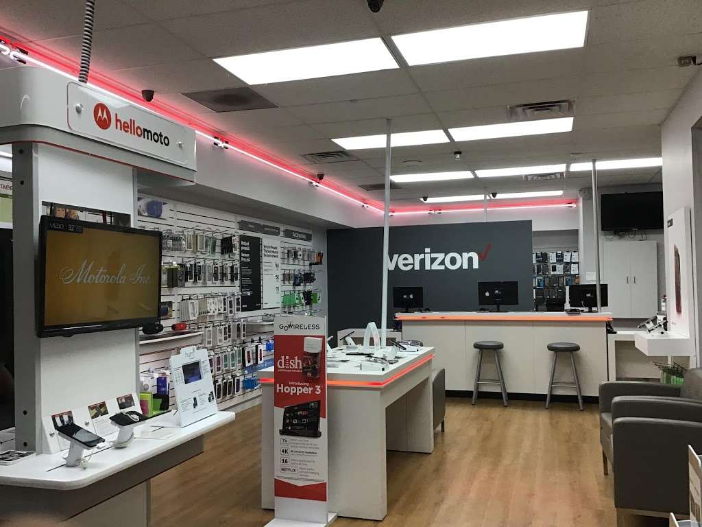 Verizon Authorized Retailer – GoWireless | 13910 Jog Rd Suite 104, Delray Beach, FL 33446, USA | Phone: (561) 638-5310