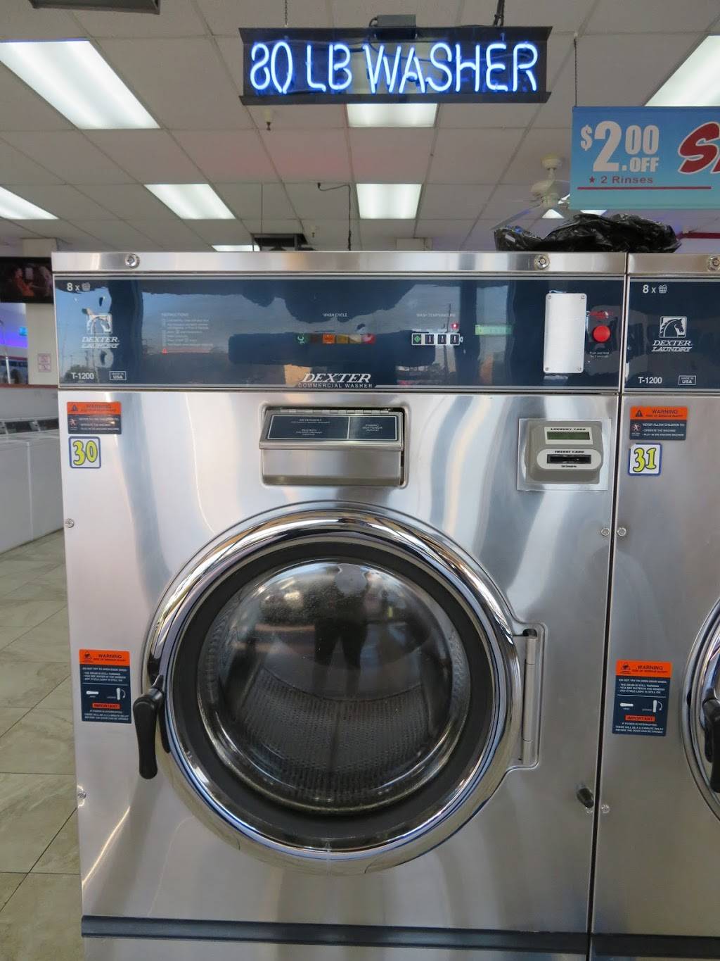 COIN Less LAUNDRY | 1330 W Prince Rd, Tucson, AZ 85705, USA | Phone: (866) 310-1313