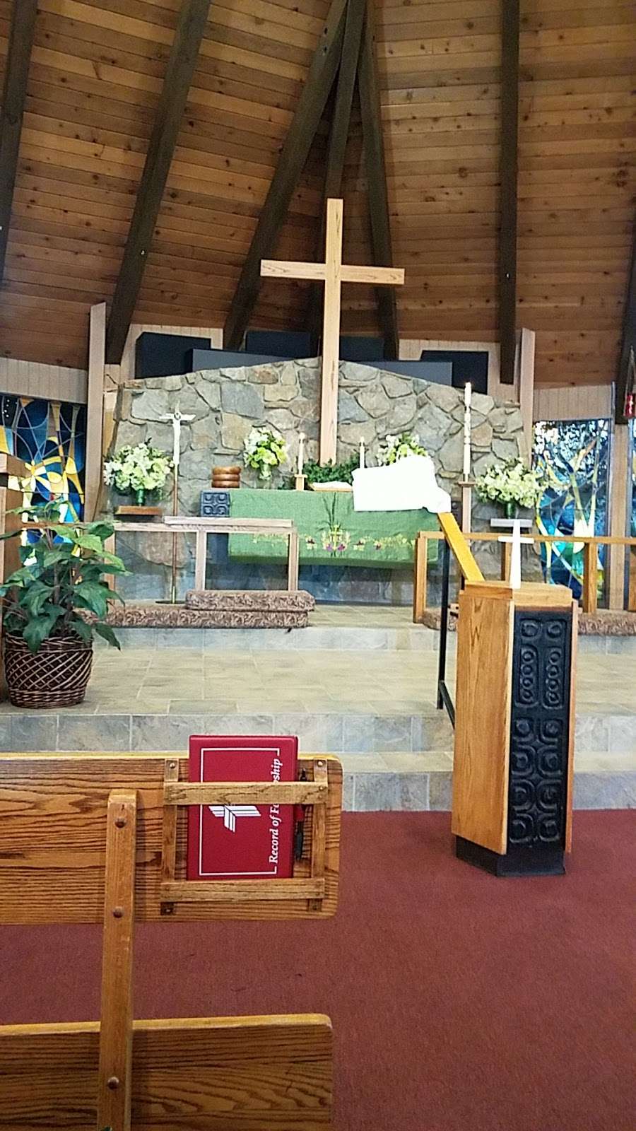 Mt Calvary Lutheran Church | 27415 School Rd, Lake Arrowhead, CA 92352, USA | Phone: (909) 337-1412